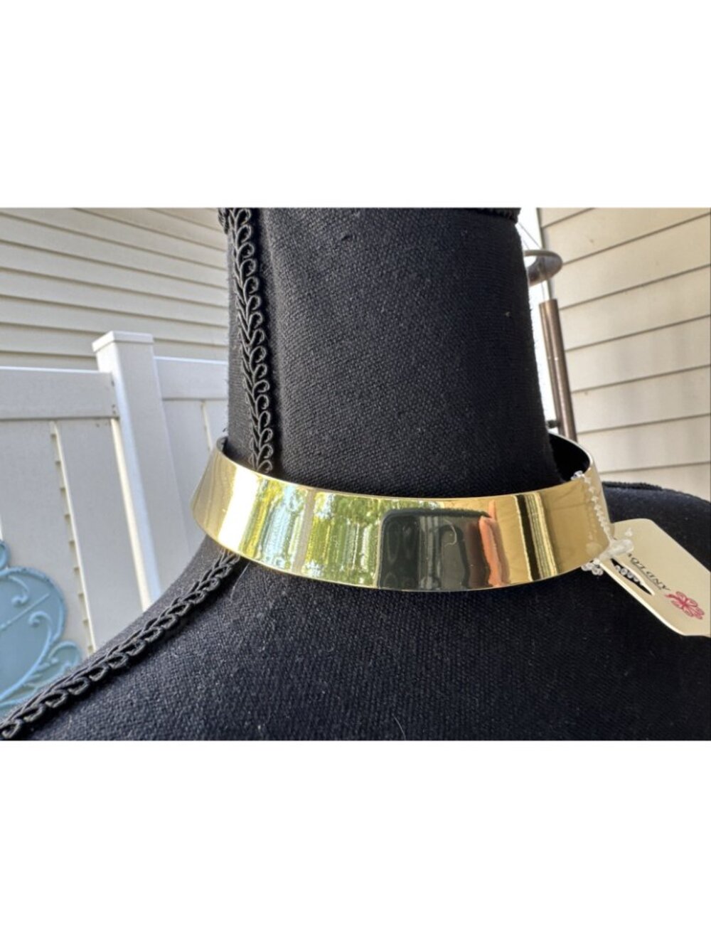 Shiny Gold Tone Choker Wide Band Collar Statement Necklace NEW - Picture 7 of 7